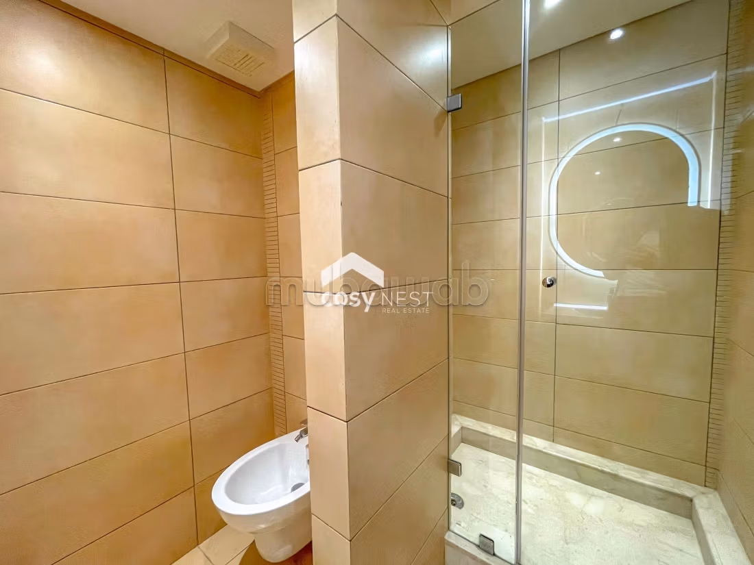 Apartment 200 m² for rent in Casablanca (Racine District) — Photo 23
