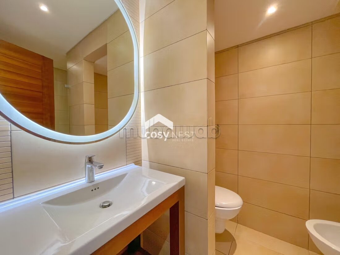 Apartment 200 m² for rent in Casablanca (Racine District) — Photo 10