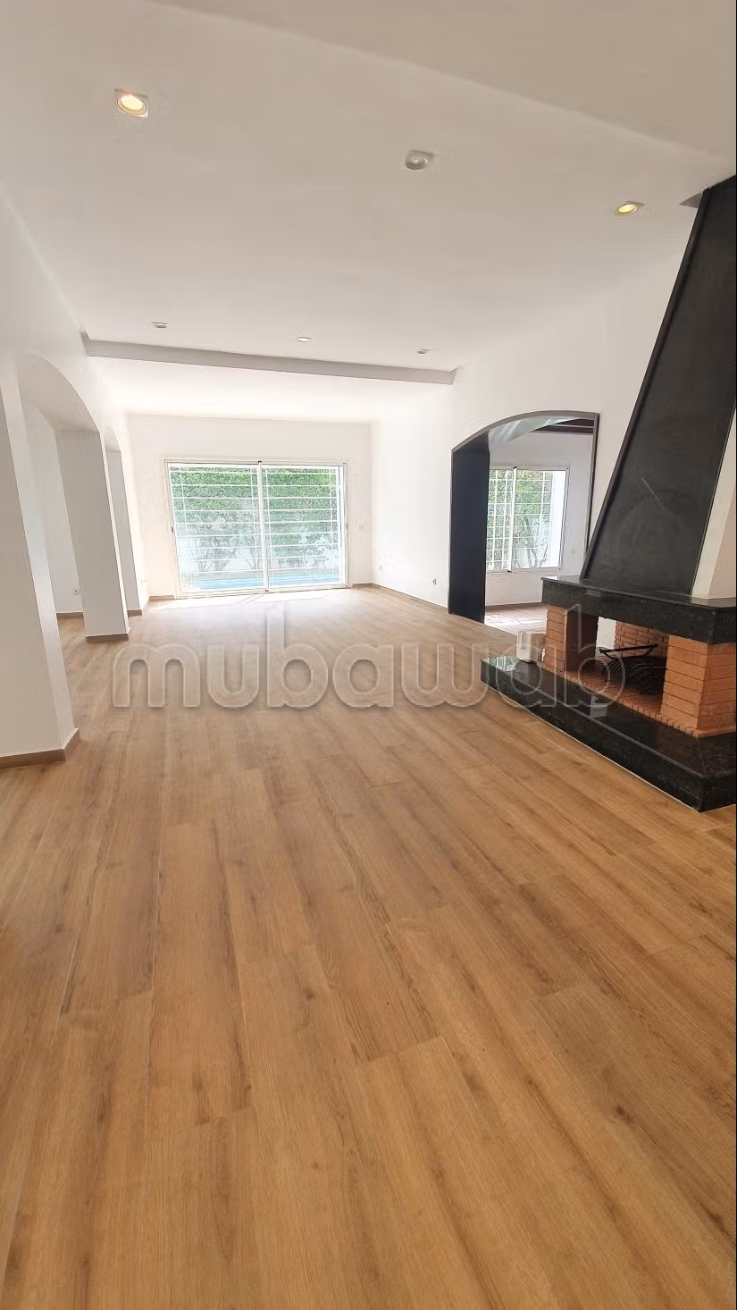 Villa 320 m² for rent in Casablanca — Photo 8