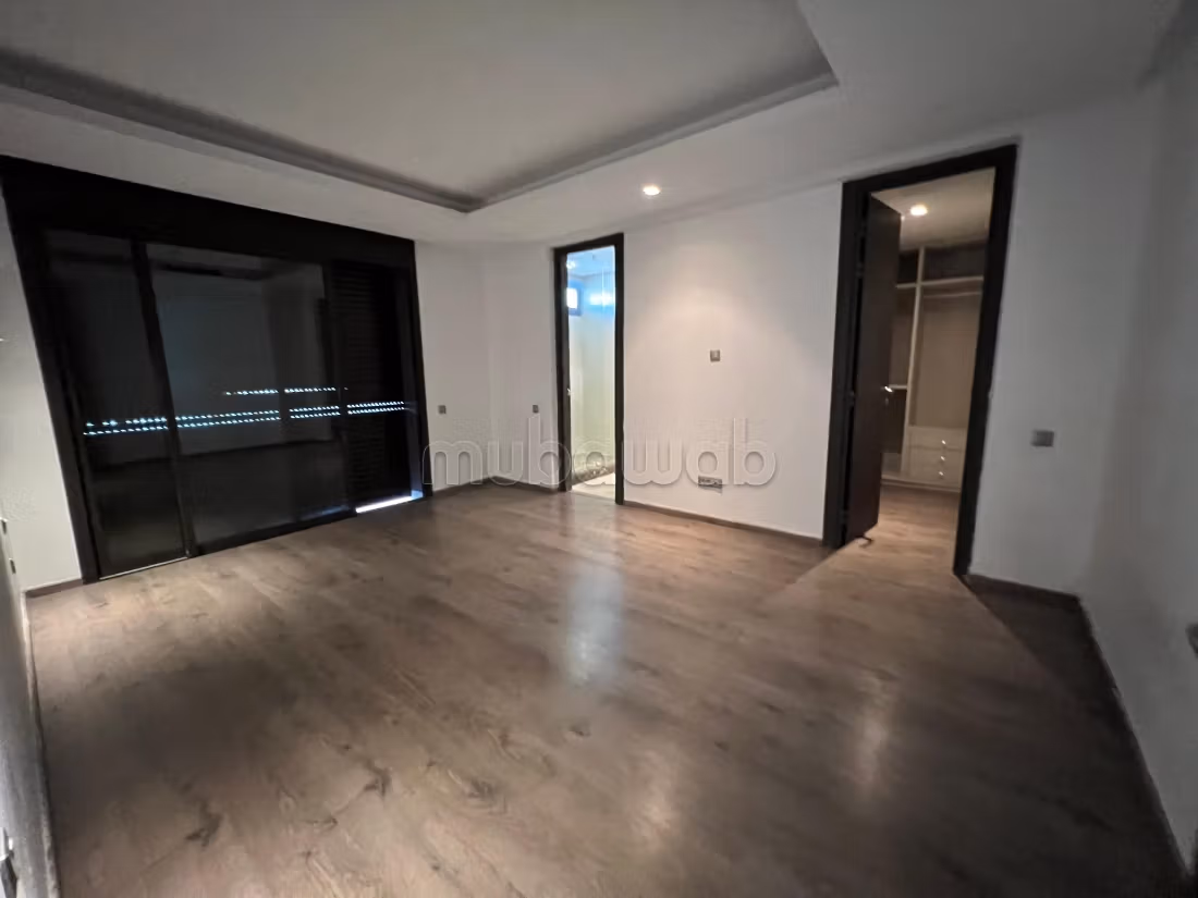 Appartement 200 m² à louer à Ain Diab — Photo 14