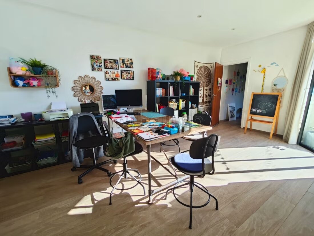 Maison moderne de 225 m² à vendre — Photo 13
