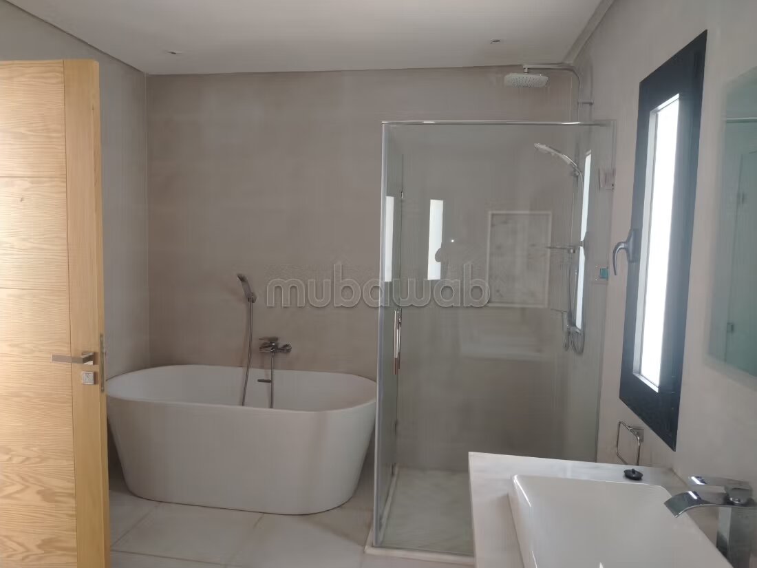 Villa 640 m² for rent in Kénitra – Bir Rami — Photo 26