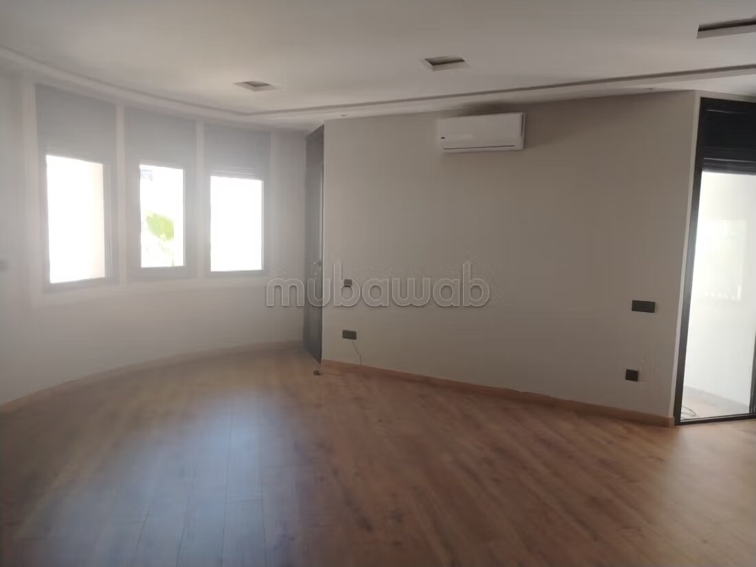 Villa 640 m² for rent in Kénitra – Bir Rami — Photo 30
