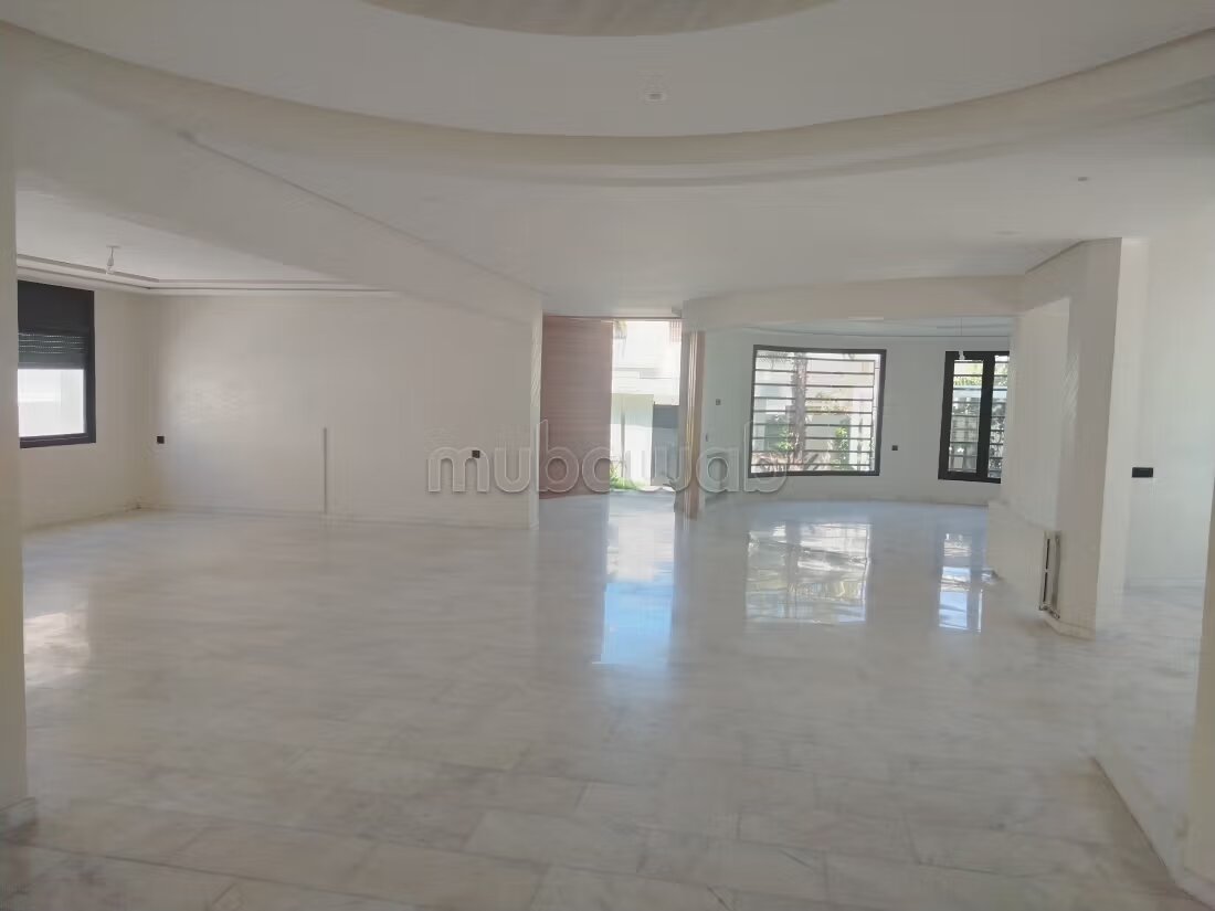 Villa 640 m² for rent in Kénitra – Bir Rami — Photo 32