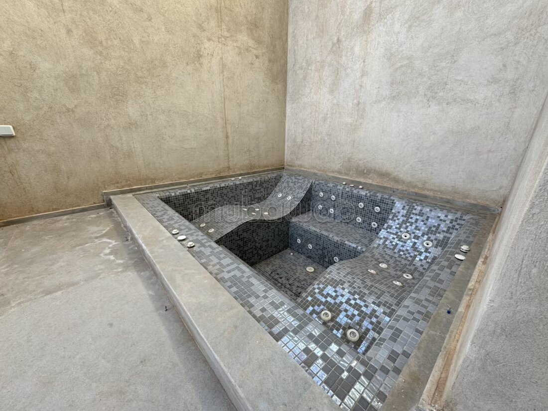 Villa 675 m² For Sale in Marrakech (Amelkis Golf) — Photo 42