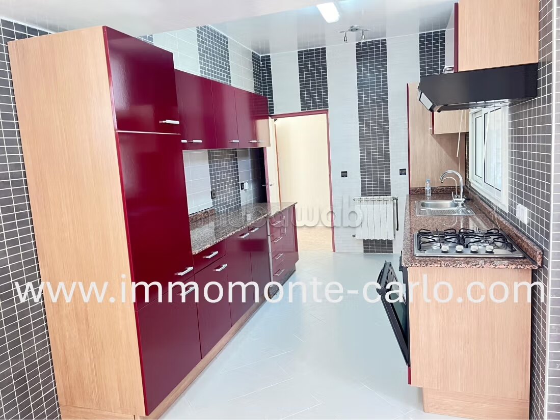Villa 450 m² à louer à Rabat Souissi — Photo 6
