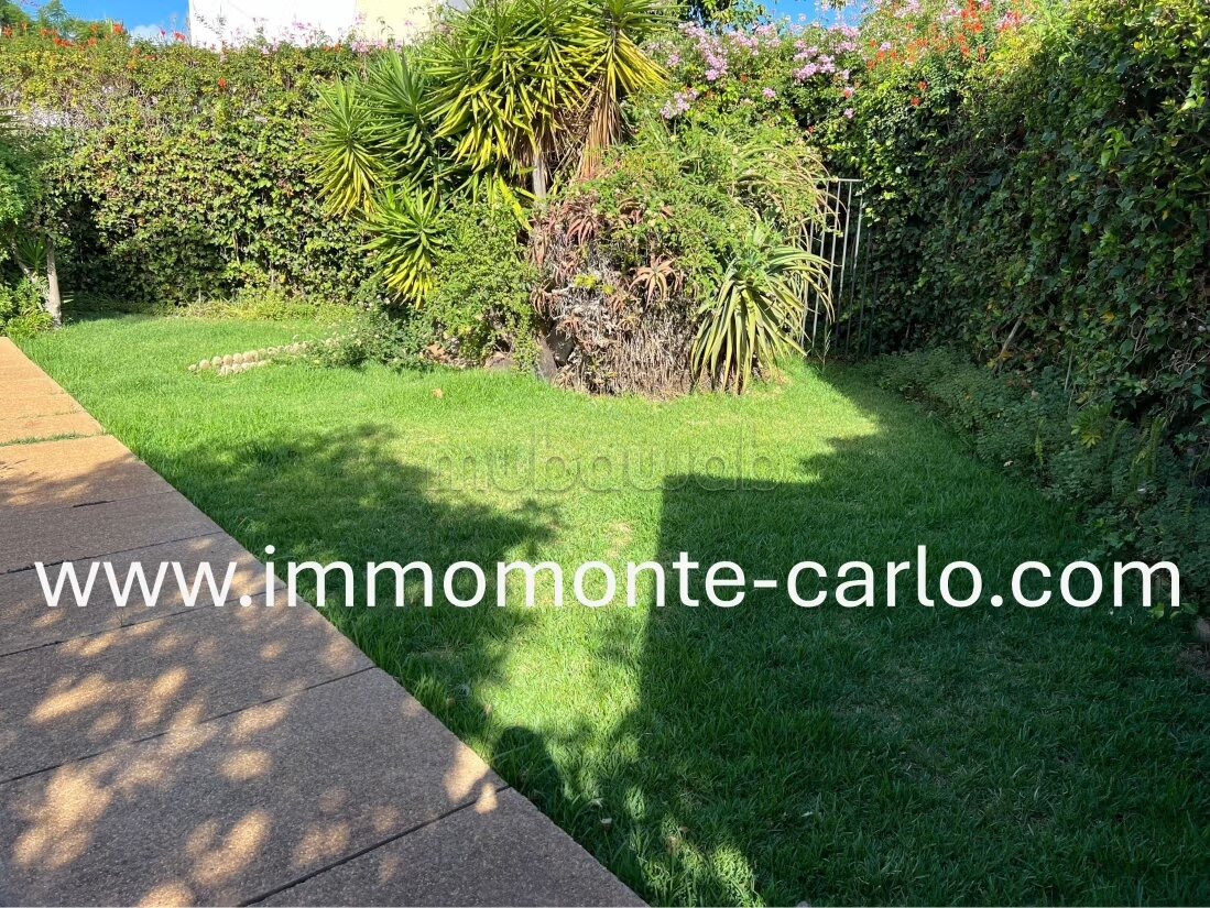 Villa 450 m² à louer à Rabat Souissi — Photo 12