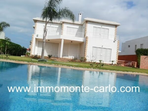 Villa 450 m² à louer à Rabat Souissi — Photo 15