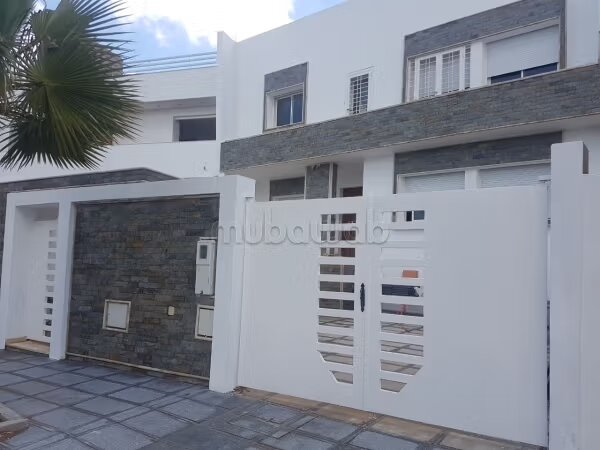 Villa 389 m² for sale in Kénitra — Photo 9