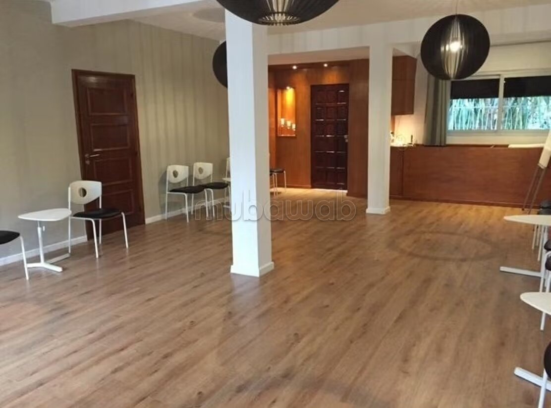 Villa 350 m² for rent in Casablanca — Photo 9