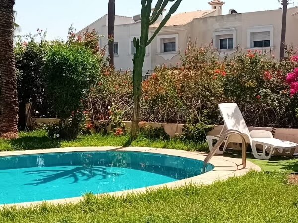 Villa 350 m² for rent in Casablanca — Photo 48