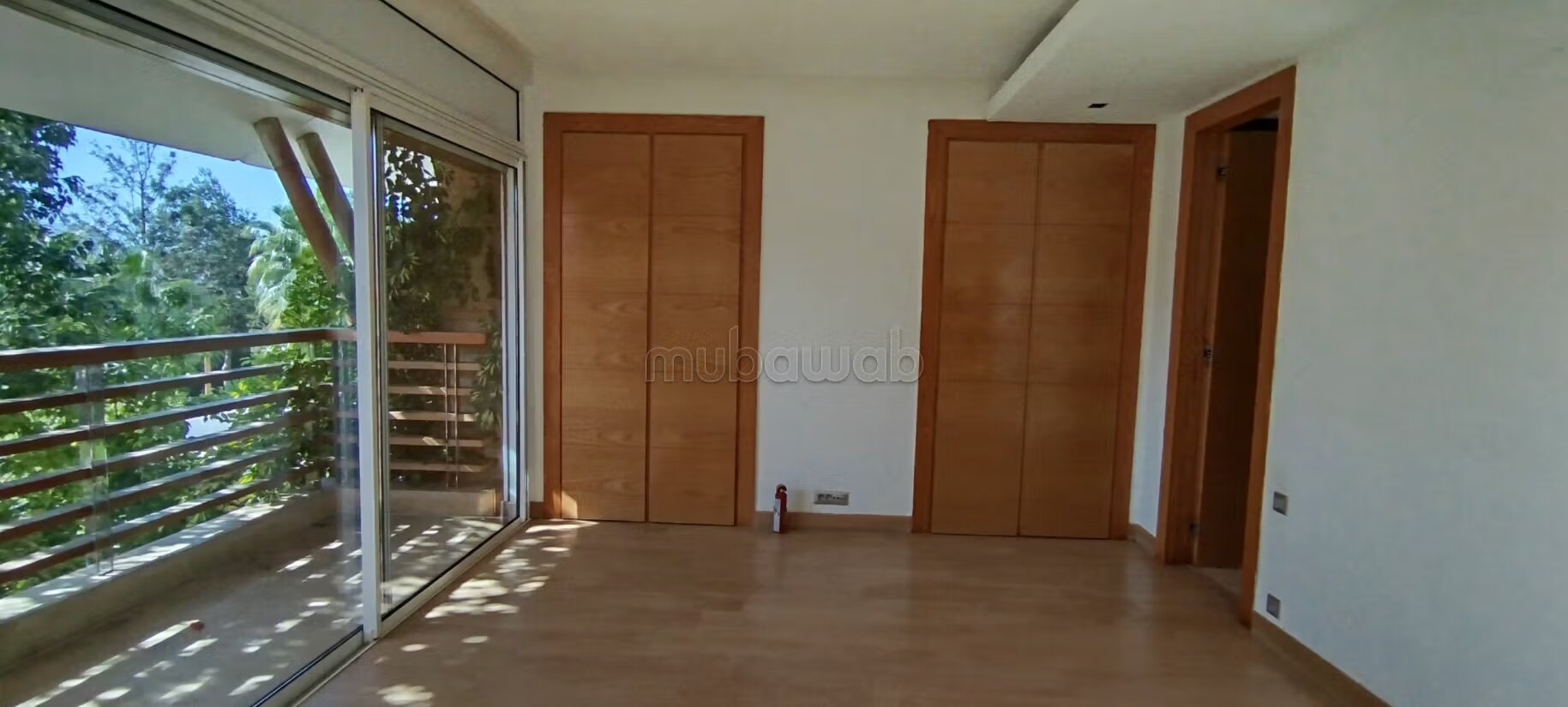 Villa 250 m² à louer à الدار البيضاء — Photo 27