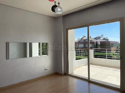 Villa 250 m² à louer à الدار البيضاء — Photo 31