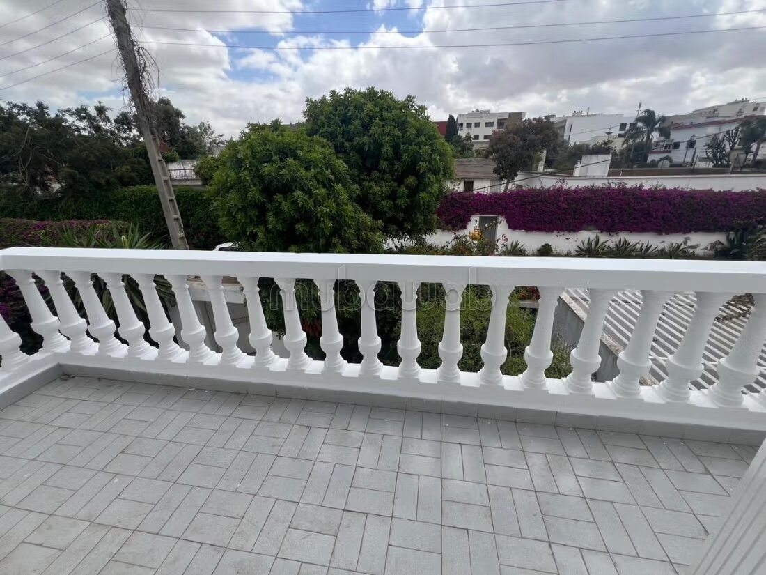 Villa 450 m² à louer à Casablanca à l’Oasis — Photo 12