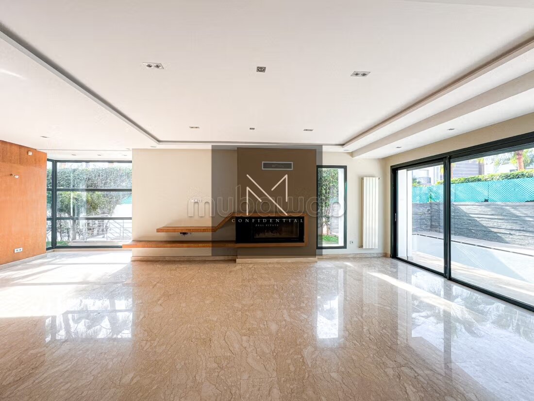 Contemporary Villa 500 m² for rent in Casablanca — Photo 12