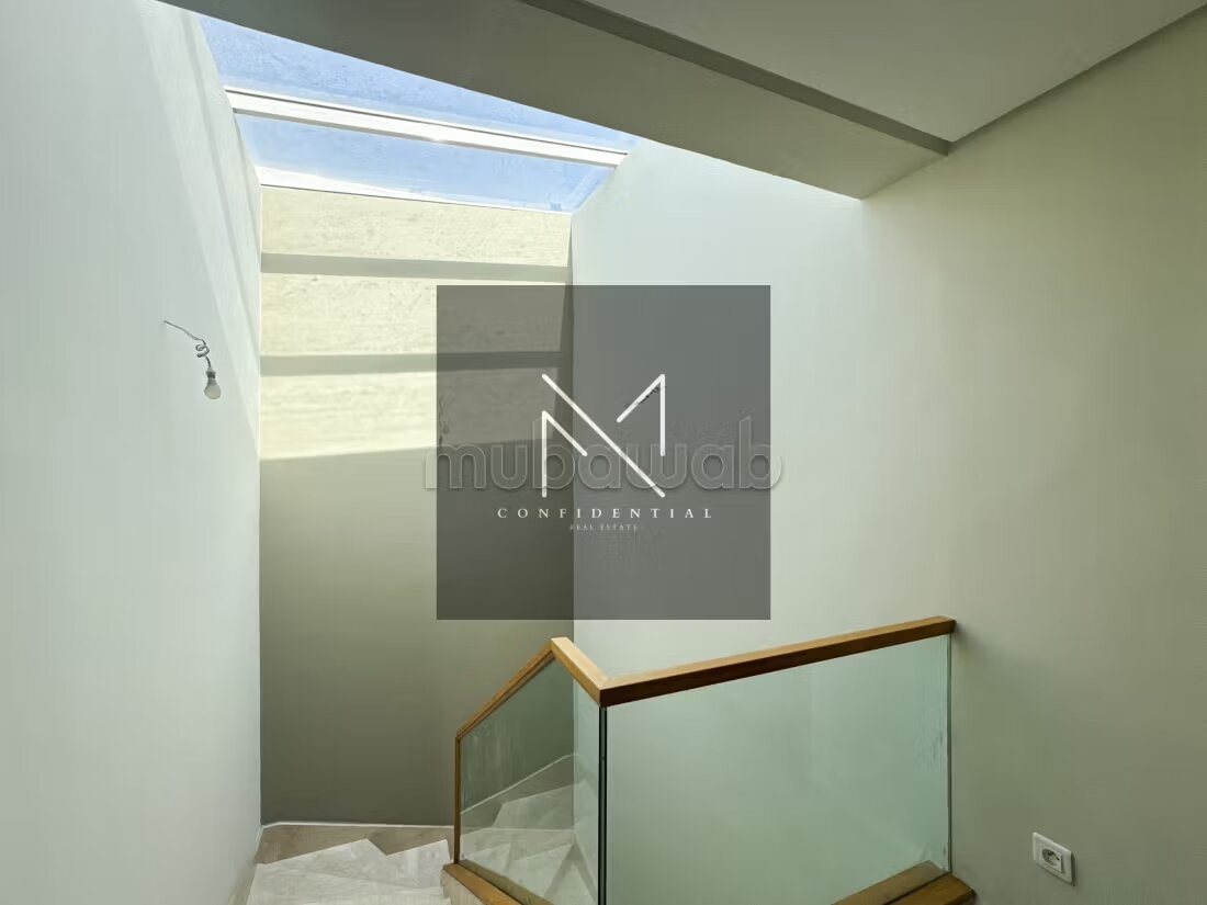 Contemporary Villa 500 m² for rent in Casablanca — Photo 17