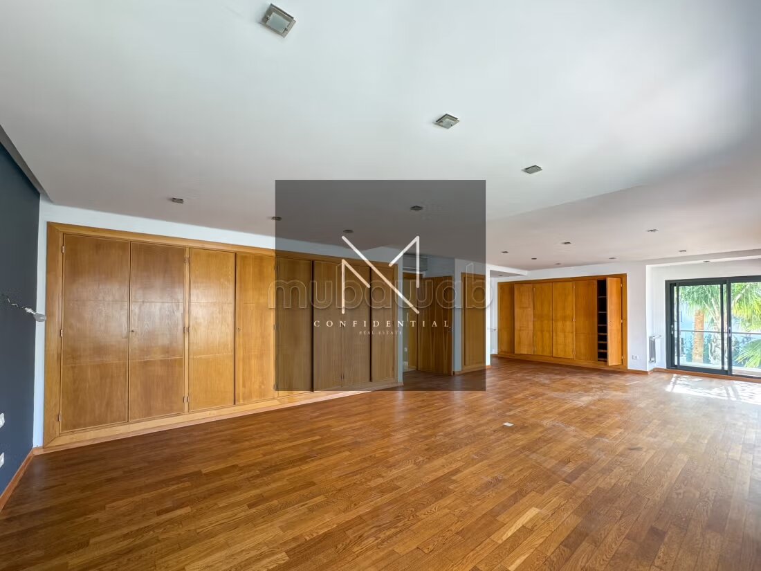 Contemporary Villa 500 m² for rent in Casablanca — Photo 21