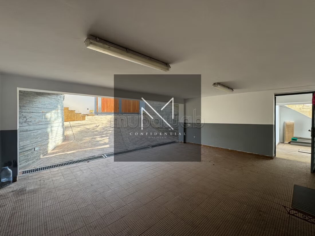 Contemporary Villa 500 m² for rent in Casablanca — Photo 41