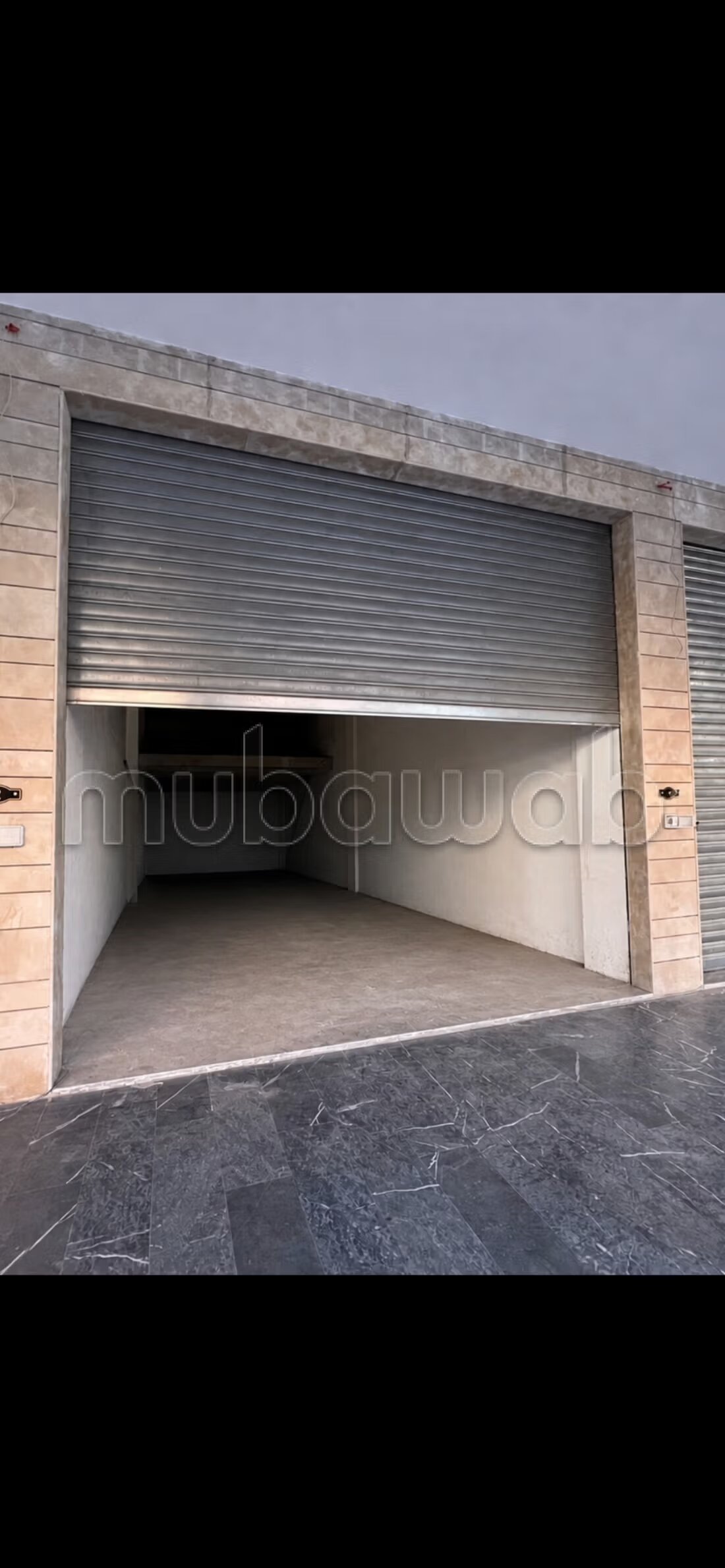 Louez ce local commercial à Guéliz. Superficie 167 m². Résid...