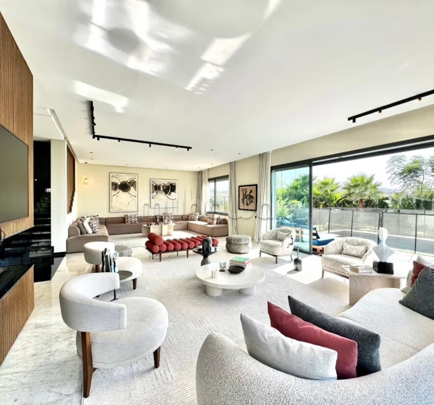 Villa 500 m² à louer à Casablanca — Photo 3