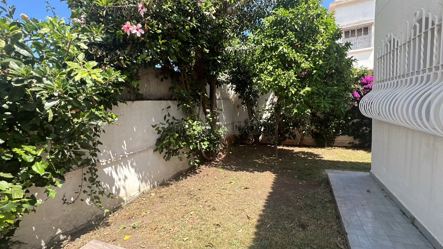 Villa 500 m² for rent in Oasis, Casablanca — Photo 32