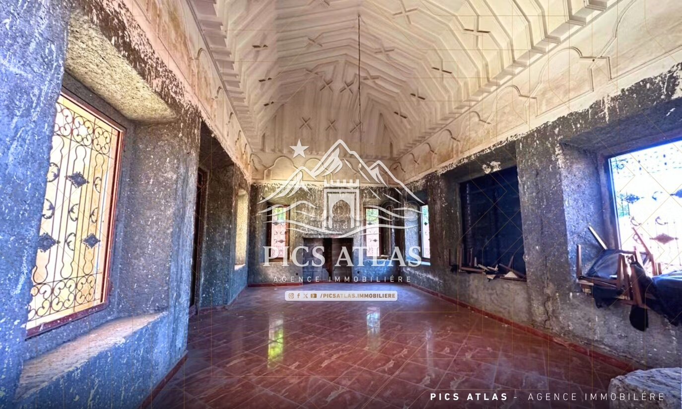Villa 600 m² for sale in Marrakech (Bab Ighli) — Photo 16