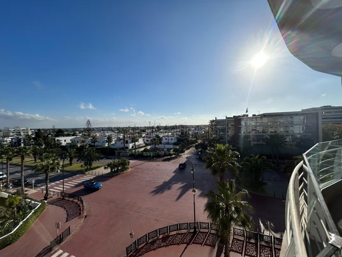 Appartement 270 m² à louer à Rabat - Hay Riad — Photo 11