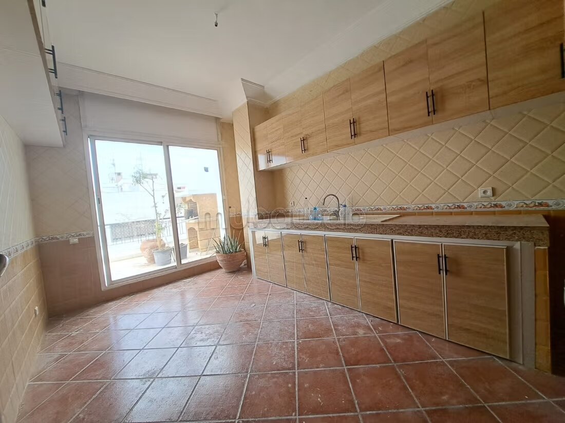 Appartement 170 m² en location à Casablanca — Photo 4