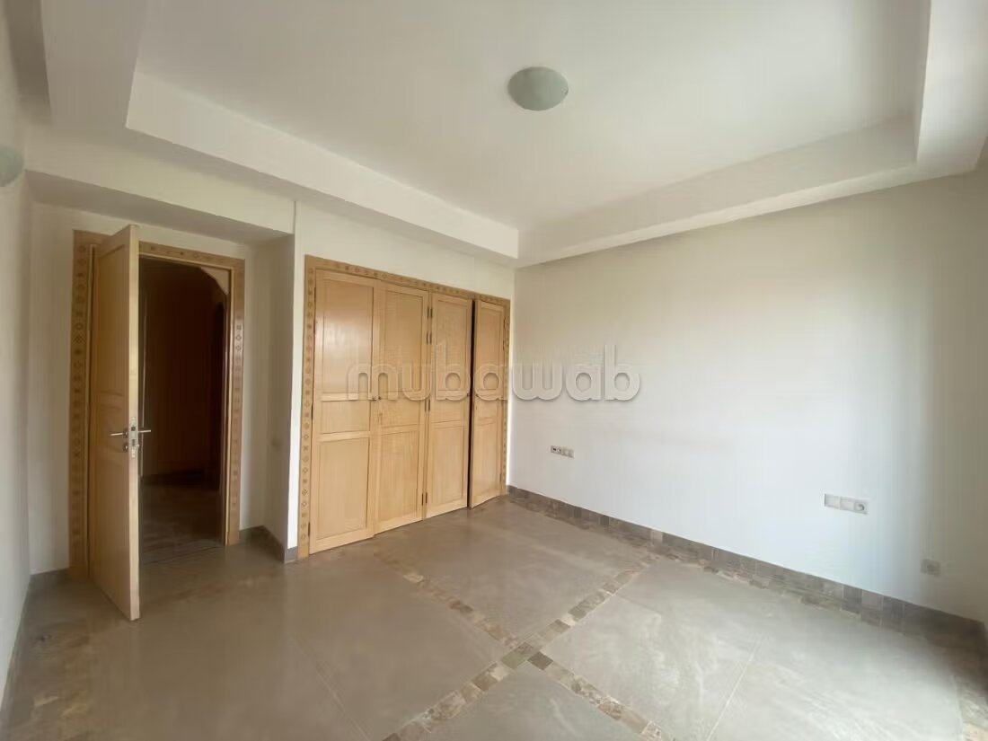 Golf Resort Villa for Sale in Marrakech, 230 m² — Photo 5