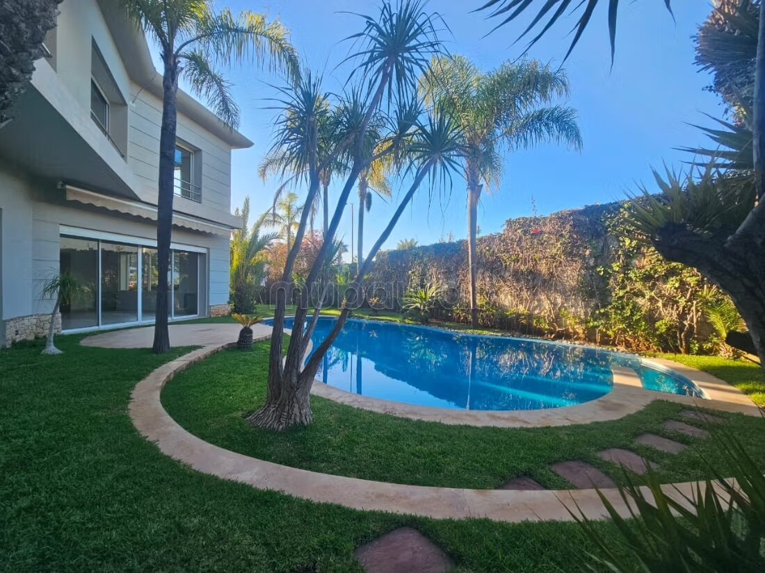 Villa 700 m² à louer à Anfa Supérieur, الدار البيضاء — Photo 6