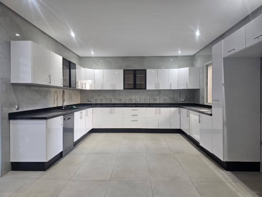 Villa 700 m² à louer à Anfa Supérieur, الدار البيضاء — Photo 10