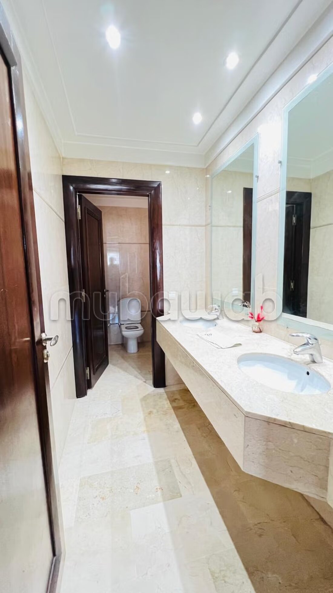 شقة 260 متر مربع للإيجار في الرباط — Photo 38