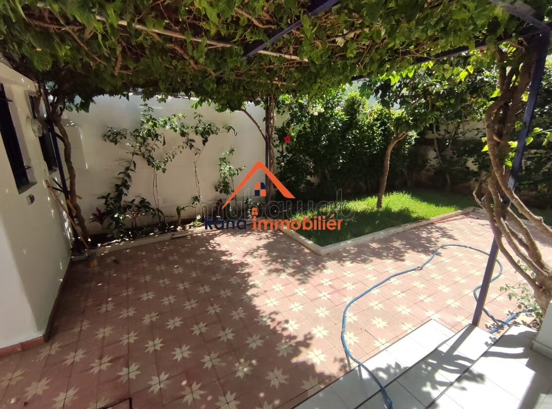Villa 500 m² à louer à Hassan, Rabat — Photo 3