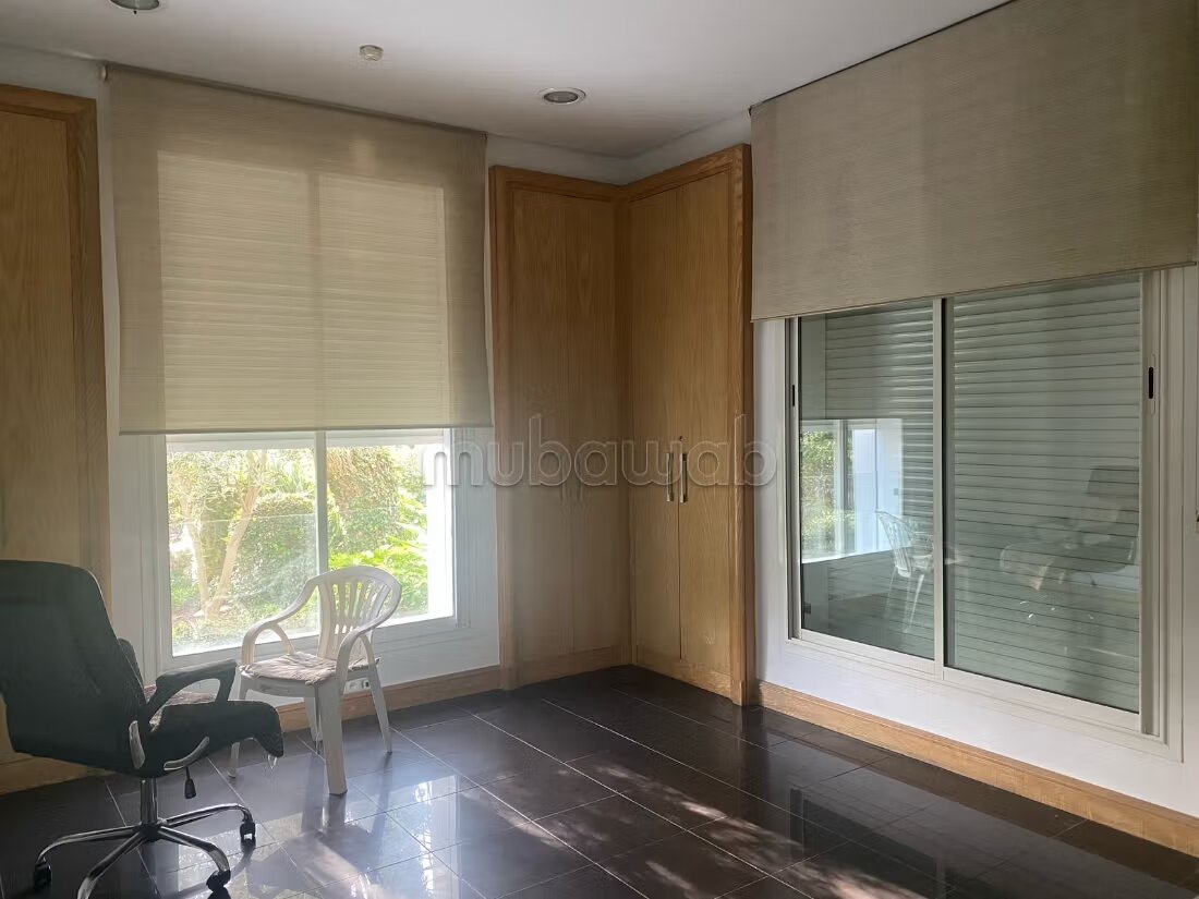 Bureau 750 m² à louer à Rabat — Photo 7