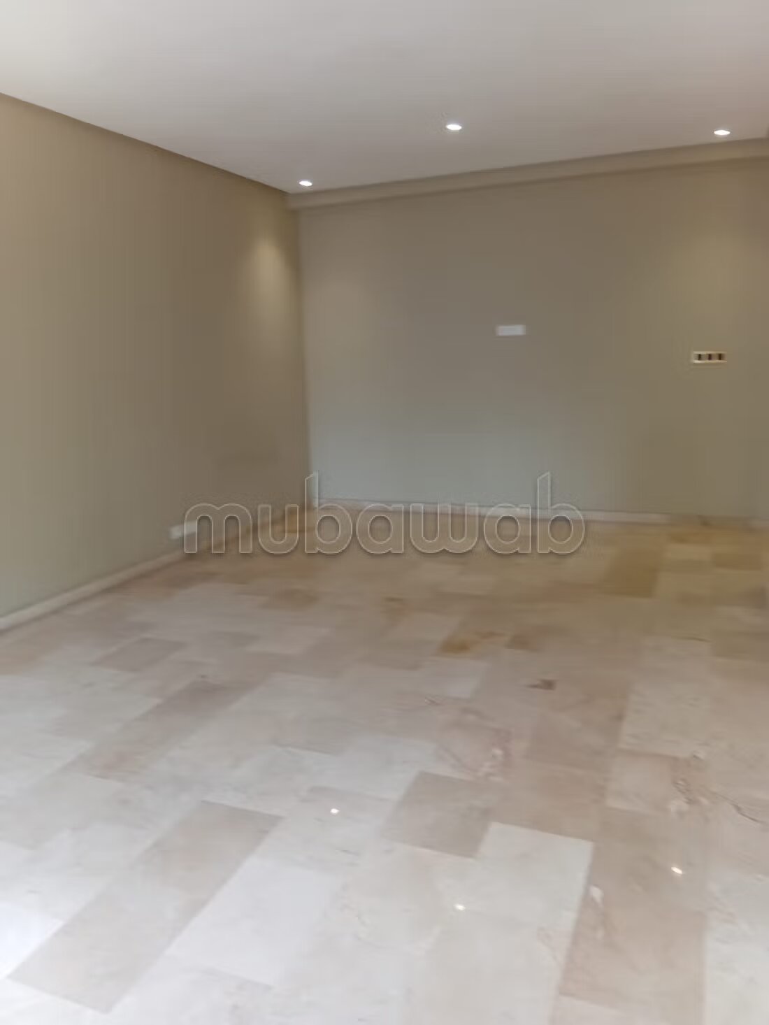 مكتب ٨٧م٢ للإيجار في الدار البيضاء — Photo 8