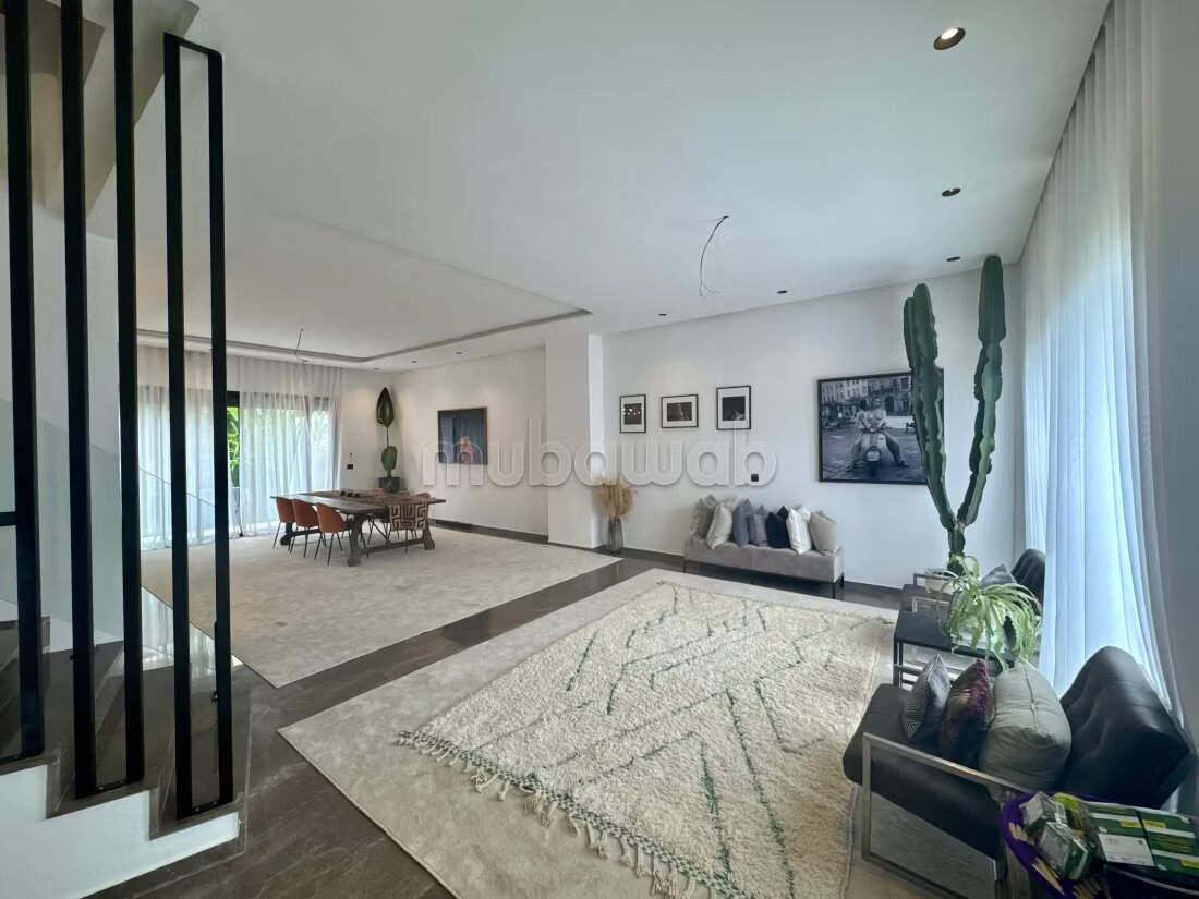 فيلا للايجار 300م² في الدار البيضاء Ain Diab Extension — Photo 4