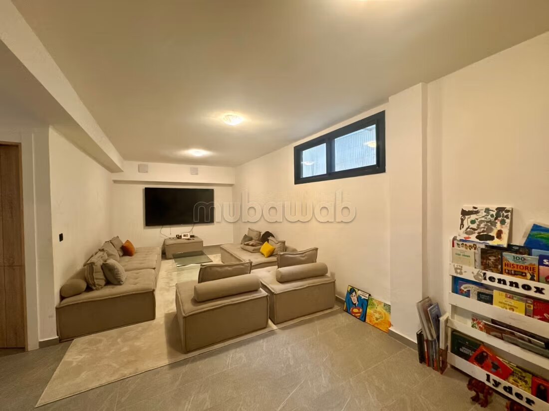 فيلا للايجار 300م² في الدار البيضاء Ain Diab Extension — Photo 16