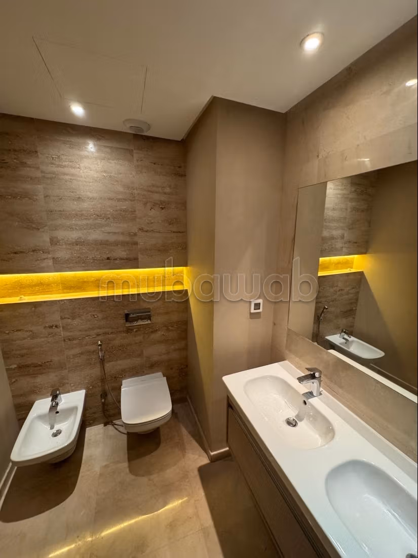 Appartement 126 m² à louer à Rabat (Souissi) — Photo 6