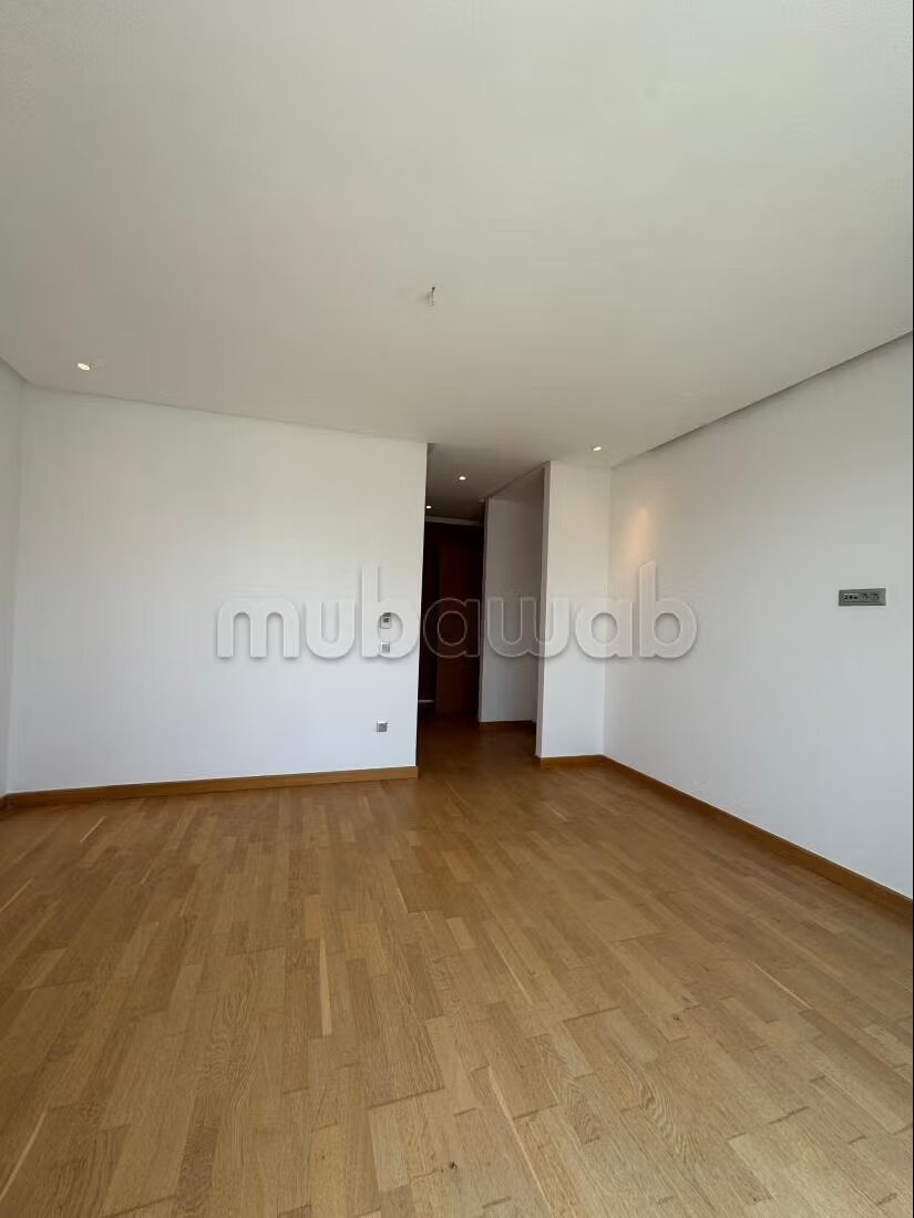 Appartement 126 m² à louer à Rabat (Souissi) — Photo 11