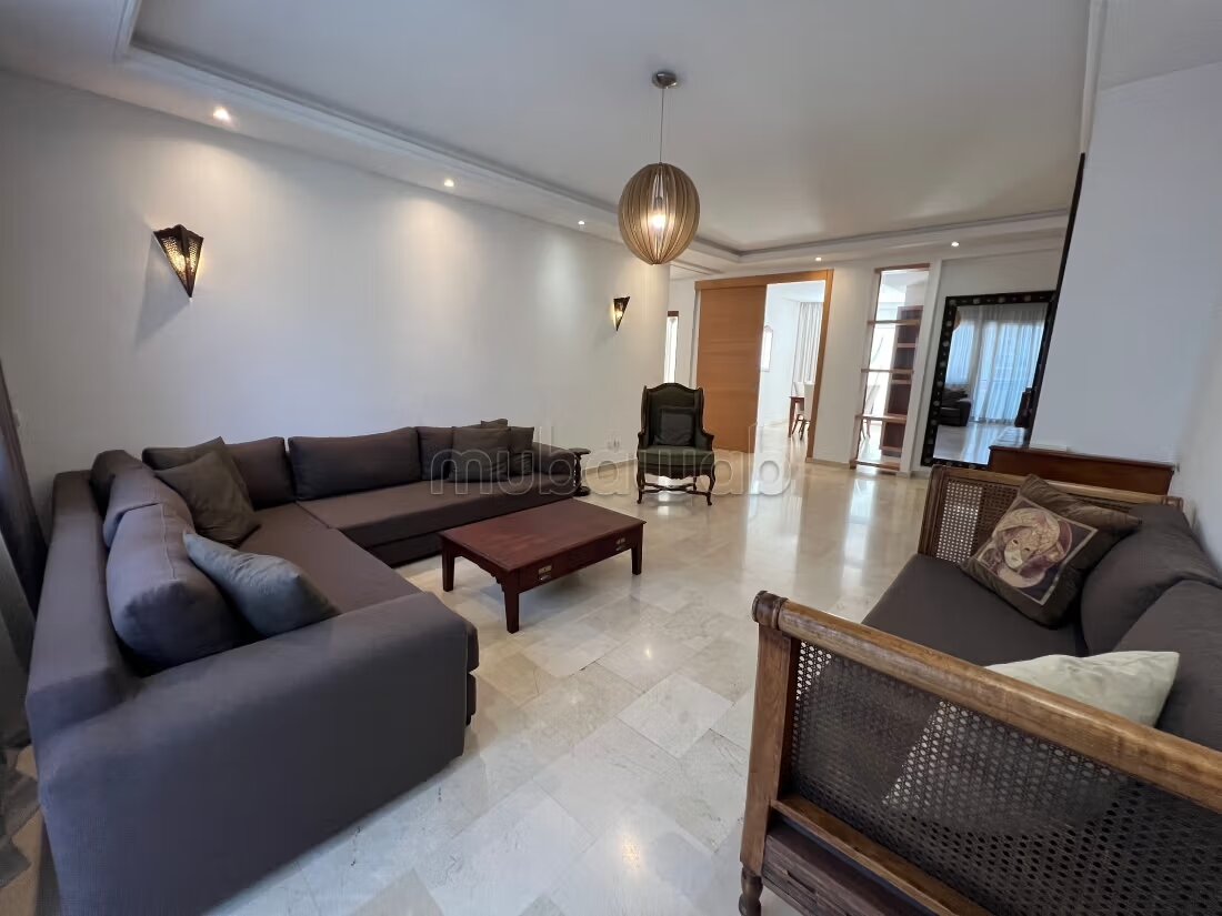 Apartment 120 m² for rent in Casablanca — Photo 2