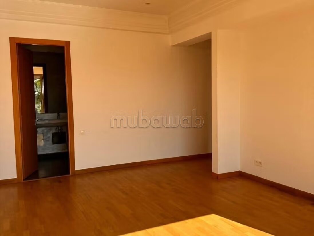 Villa 600 m² for rent in Casablanca — Photo 12