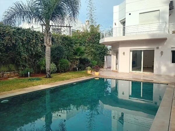 Villa 600 m² for rent in Casablanca — Photo 36