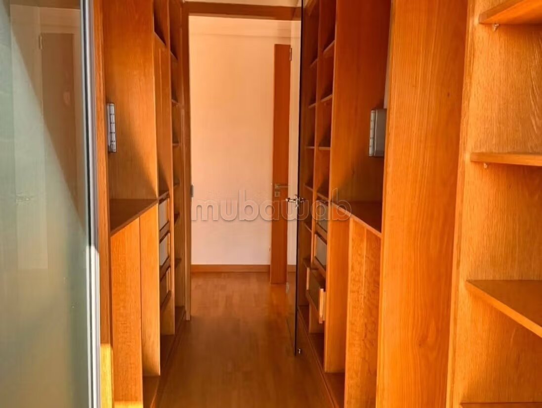 Villa 600 m² for rent in Casablanca — Photo 7