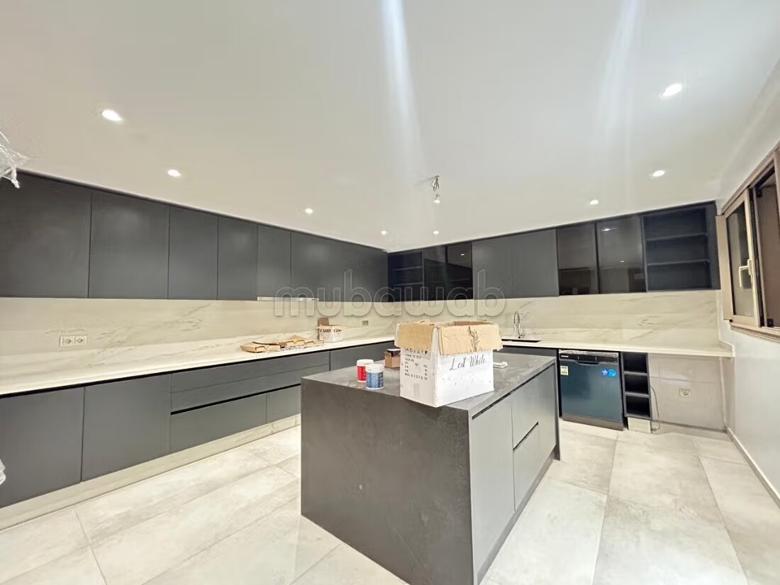 فيلا 1200 م² للإيجار في الرباط – حي الرياض — Photo 26