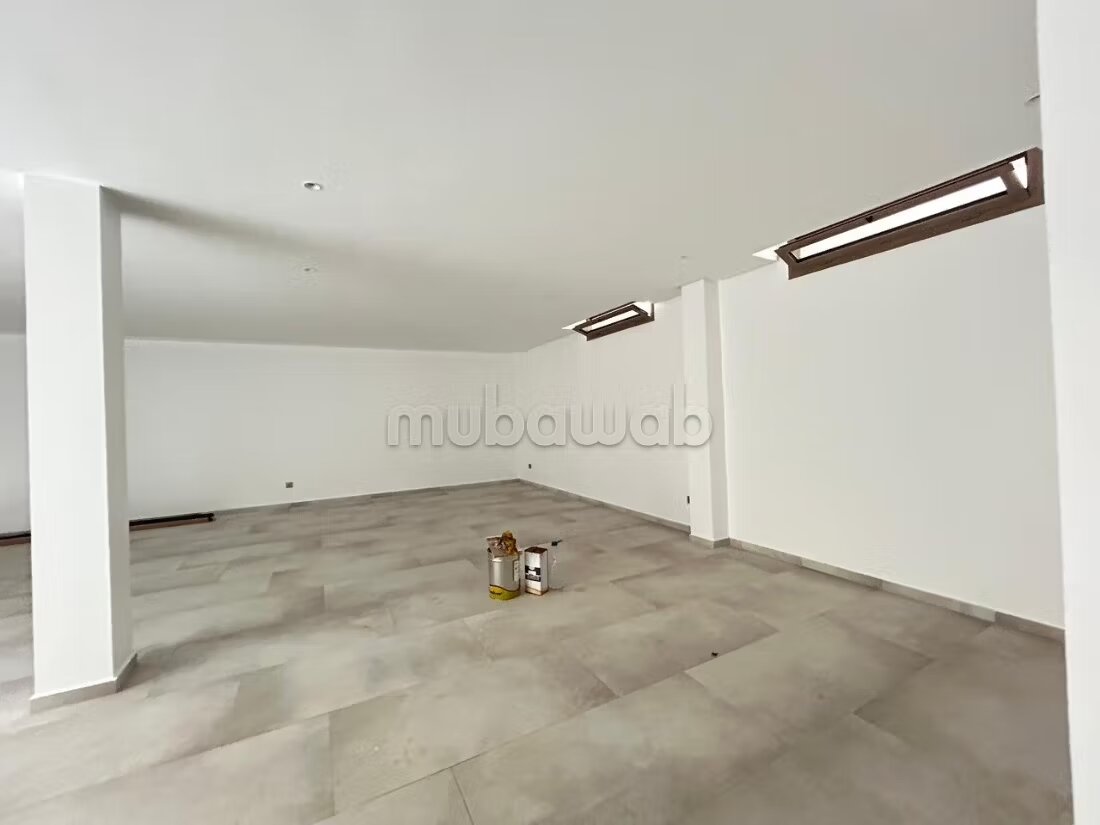 فيلا 1200 م² للإيجار في الرباط – حي الرياض — Photo 32