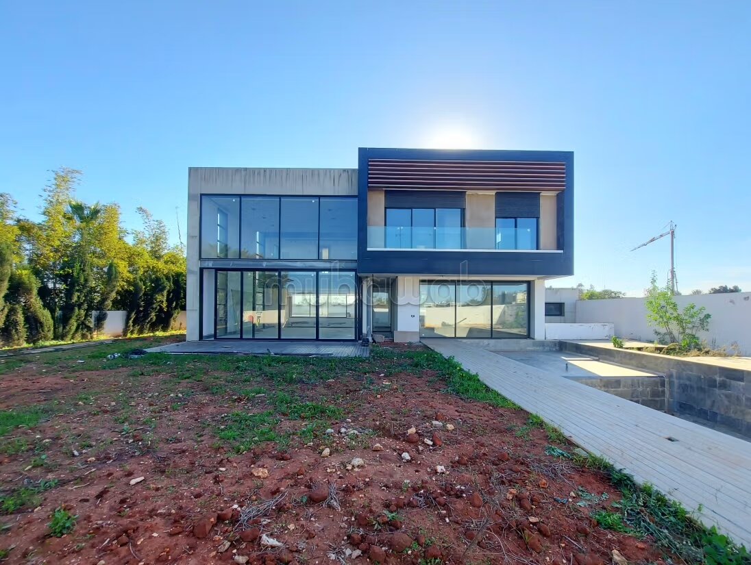 Villa 1014 m² for sale in Bouskoura — Photo 3