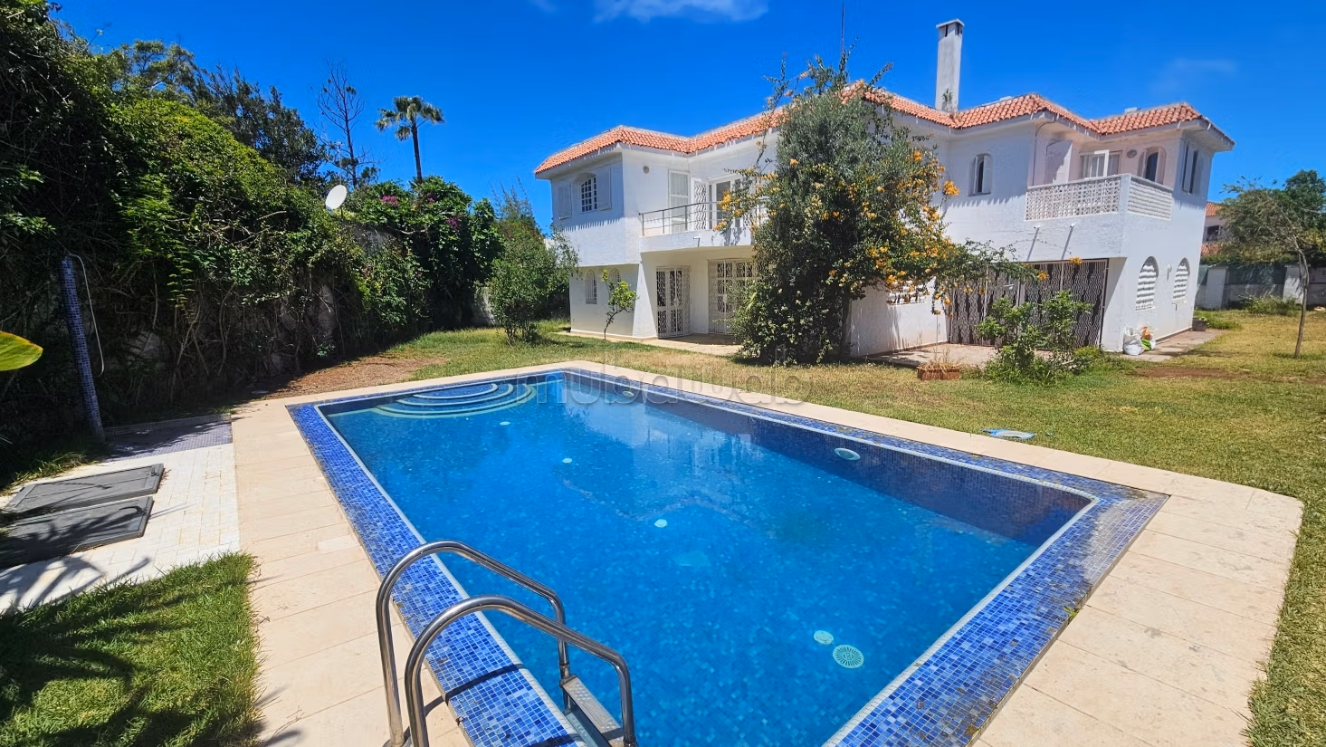 Grande villa 5 chambres 900 m2 à louer à Casablanca — Photo 2
