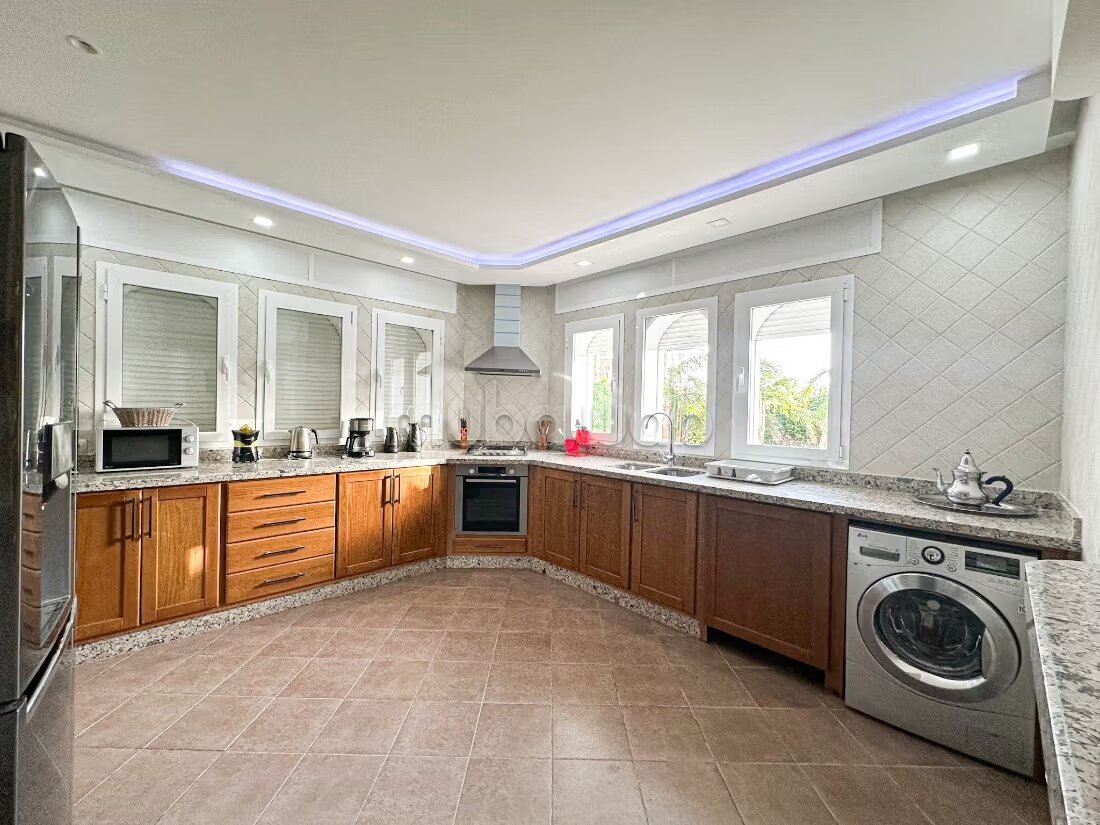 Villa de 500 m² à louer à Tanger — Photo 145