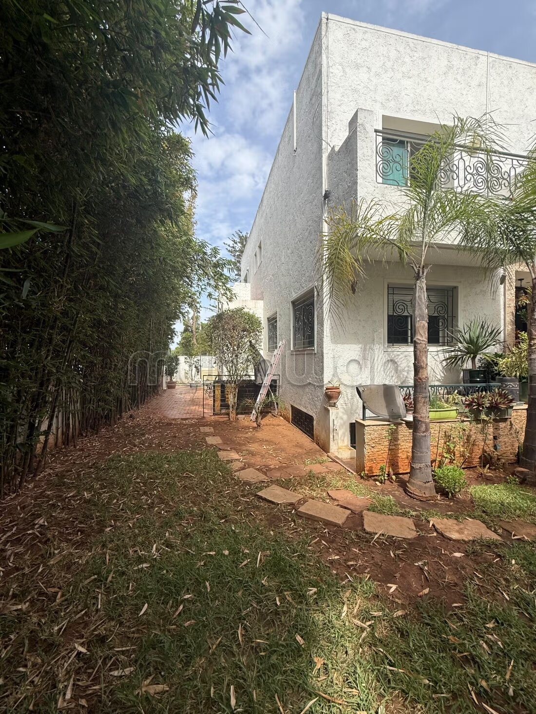 Villa meublée 525 m² à louer à Rabat (Souissi) — Photo 11