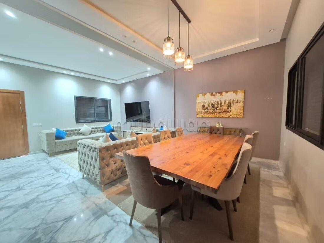 Villa 260 m² à louer à Harhoura, Rabat — Photo 3